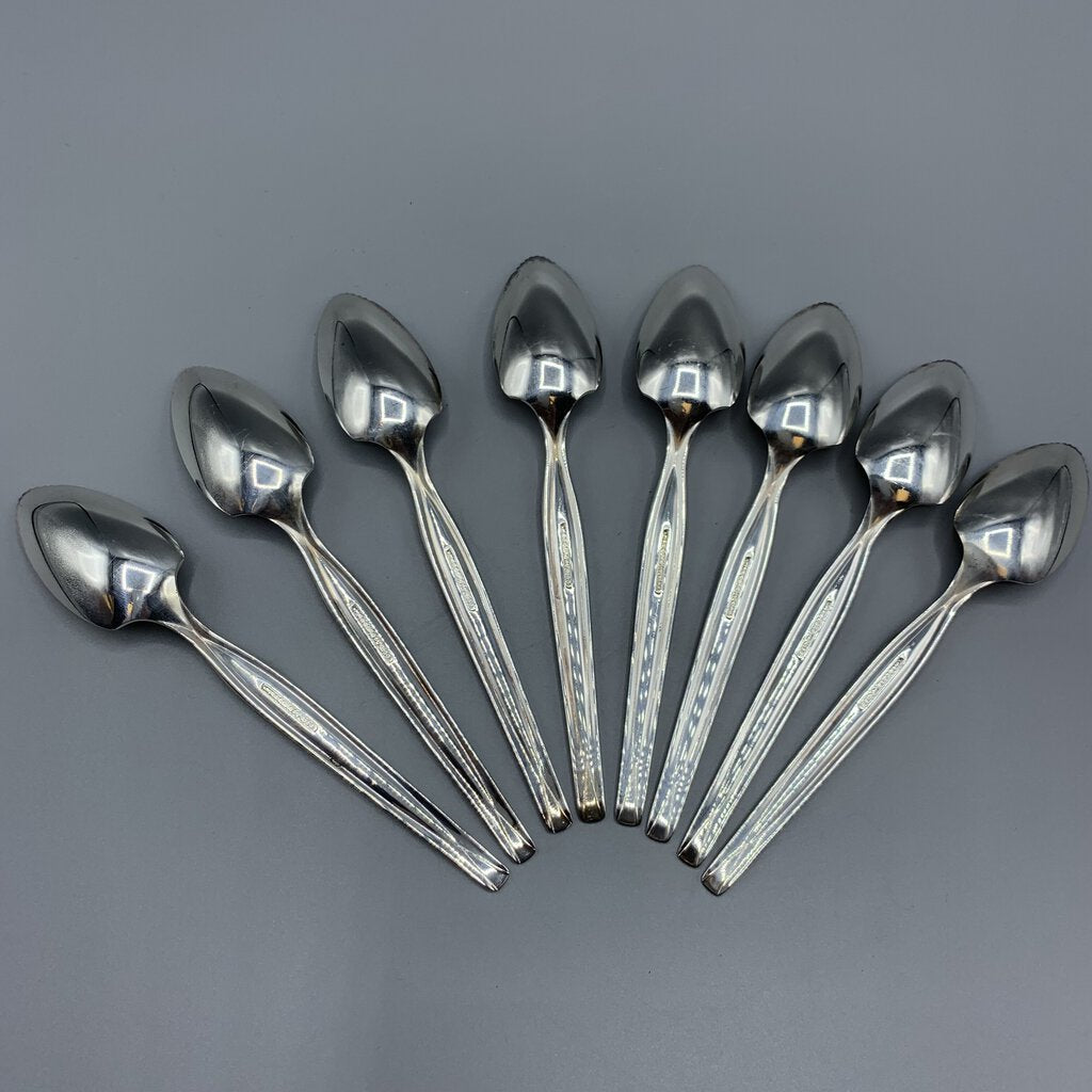 Vintage Silverplate WM Rogers “Nassau” Grapefruit/Citrus Spoons Set/8 /hg