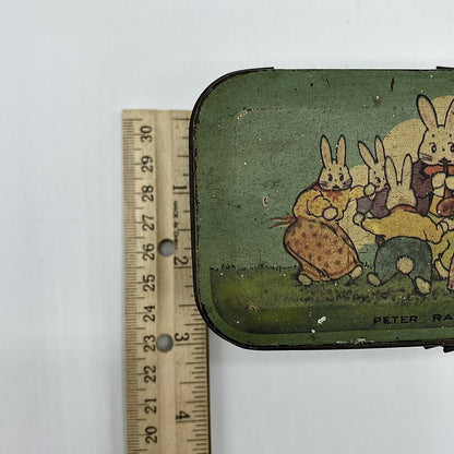 Vintage 1925 Peter Rabbit Tin w/ Lid and Handle /bh