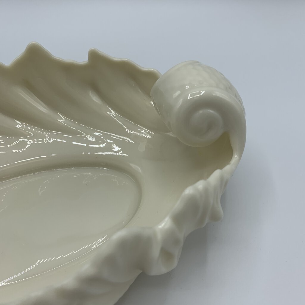 Vintage 9.5” Lenox Shell Bowl /hg