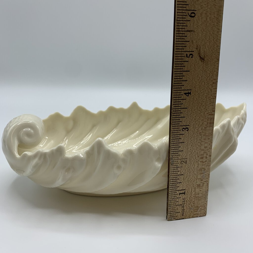 Vintage 9.5” Lenox Shell Bowl /hg