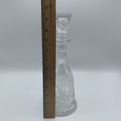 Vintage Diamond Cut and Pinwheel Decanter /hg