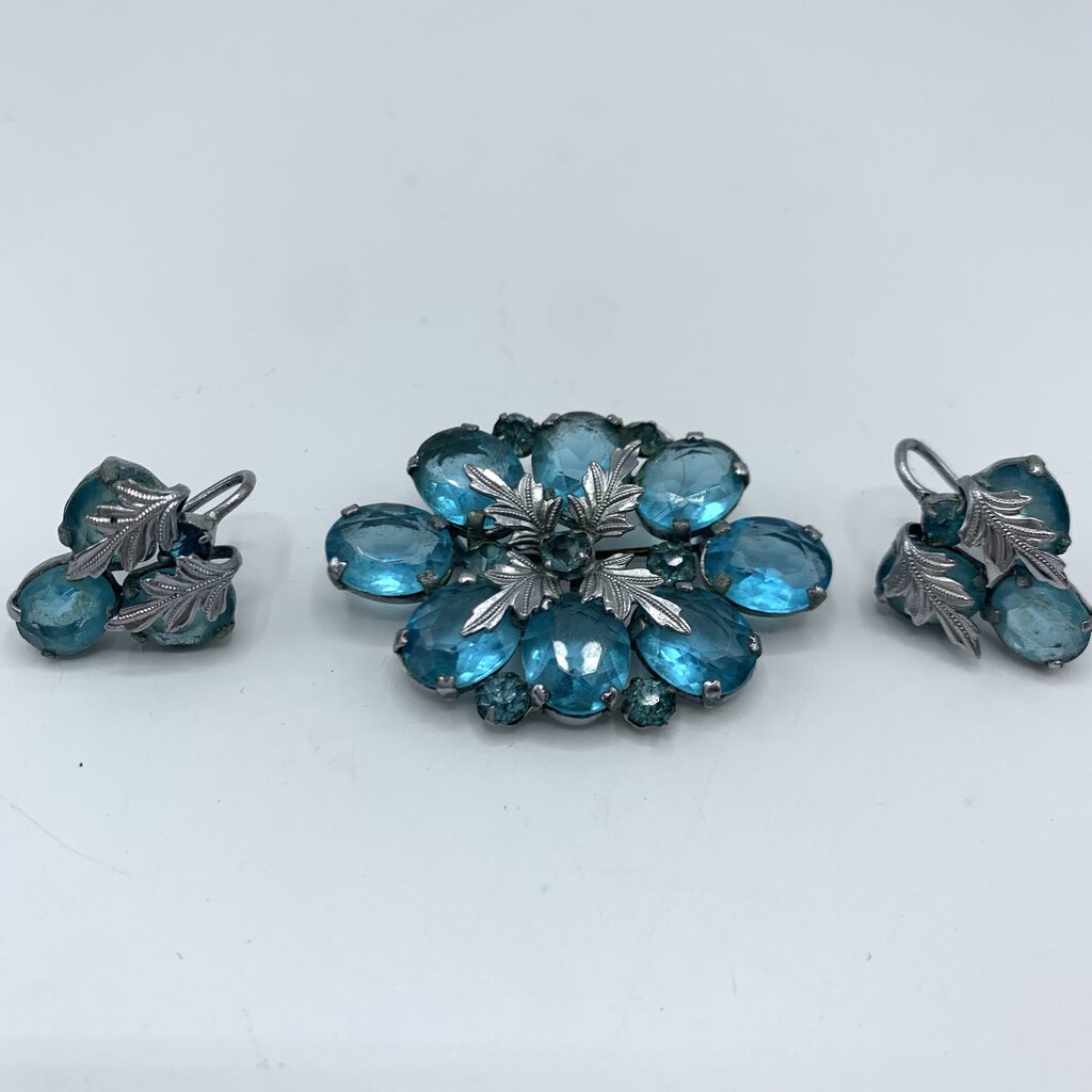 Vintage Czechoslovakian Glass Brooch and Earrings /hg