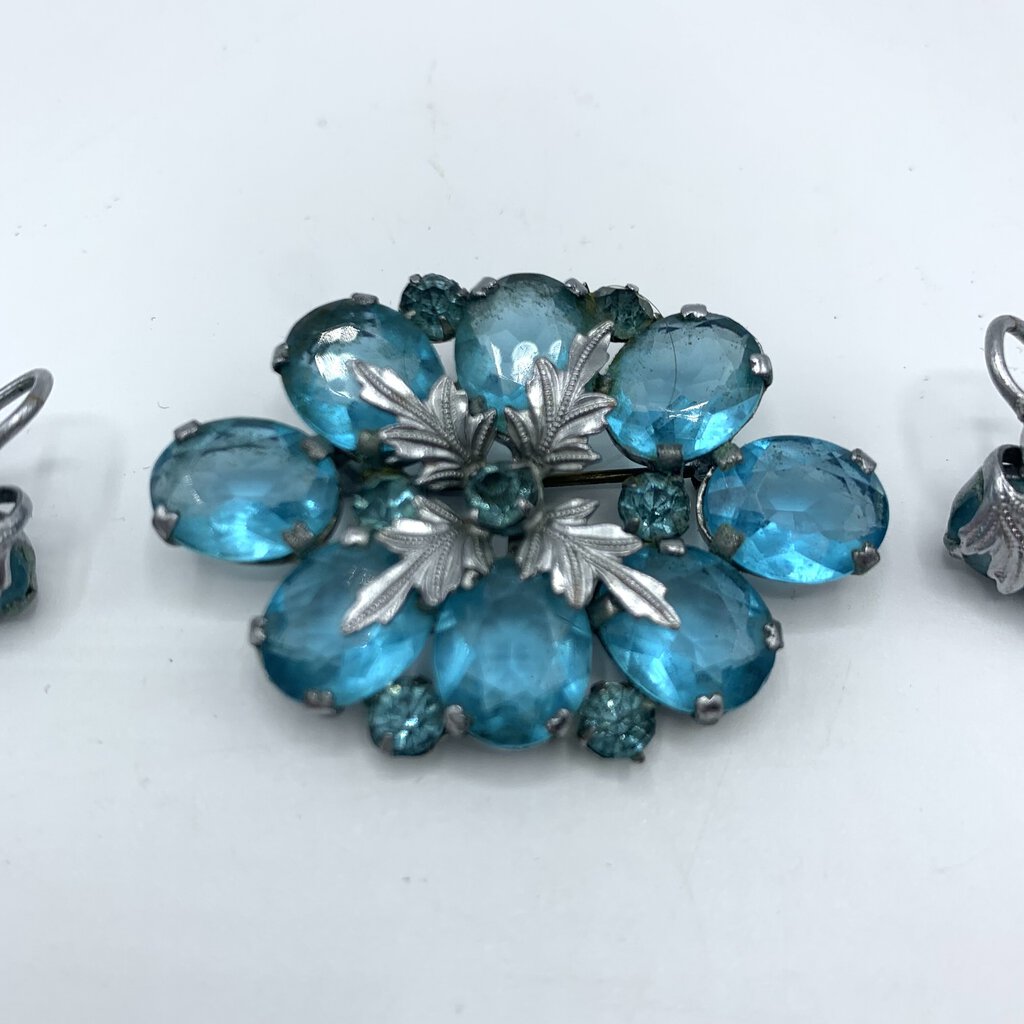 Vintage Czechoslovakian Glass Brooch and Earrings /hg