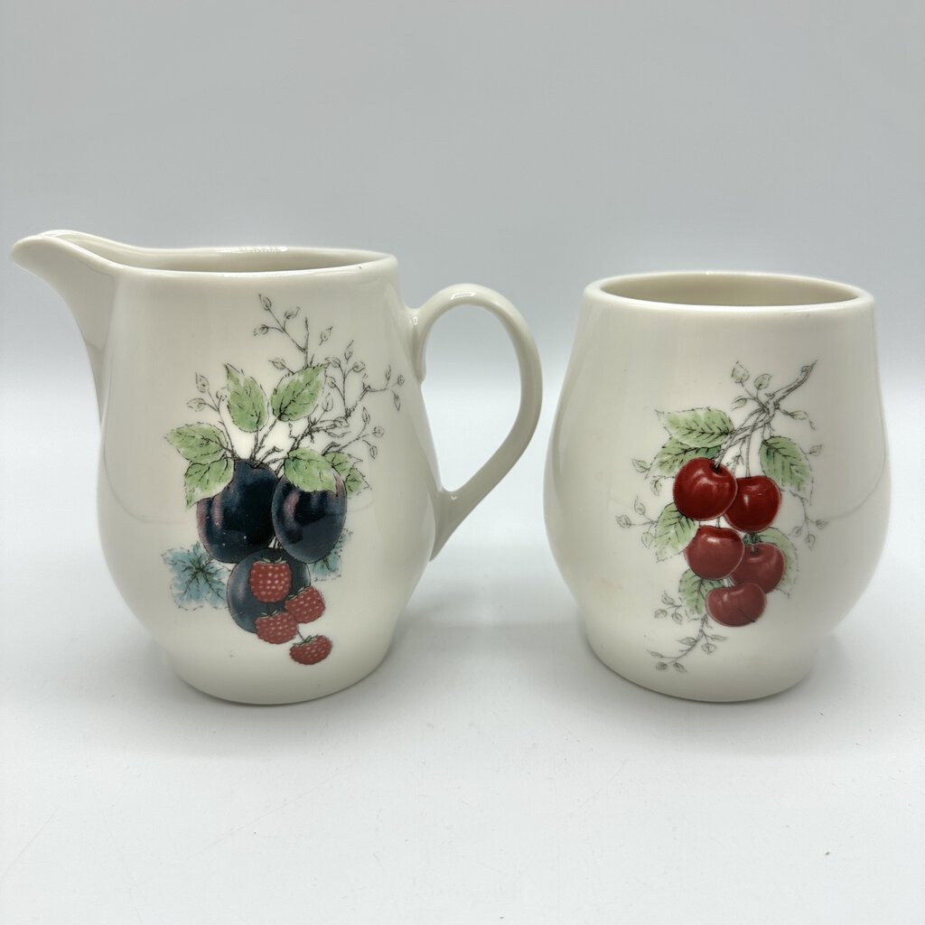 Vintage Wayside By Syracuse Cream & Sugar Set /cb