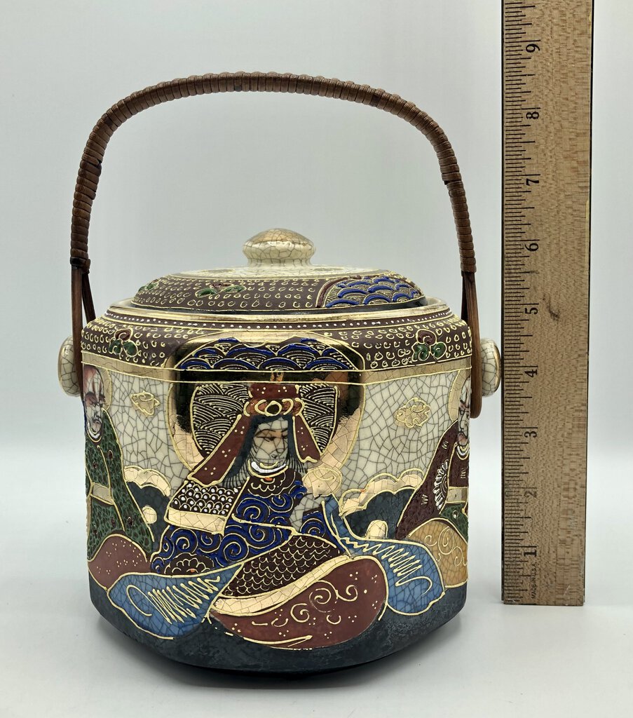 Vintage Chinese Samuri China Round Tobacco Jar w/ Lid /b