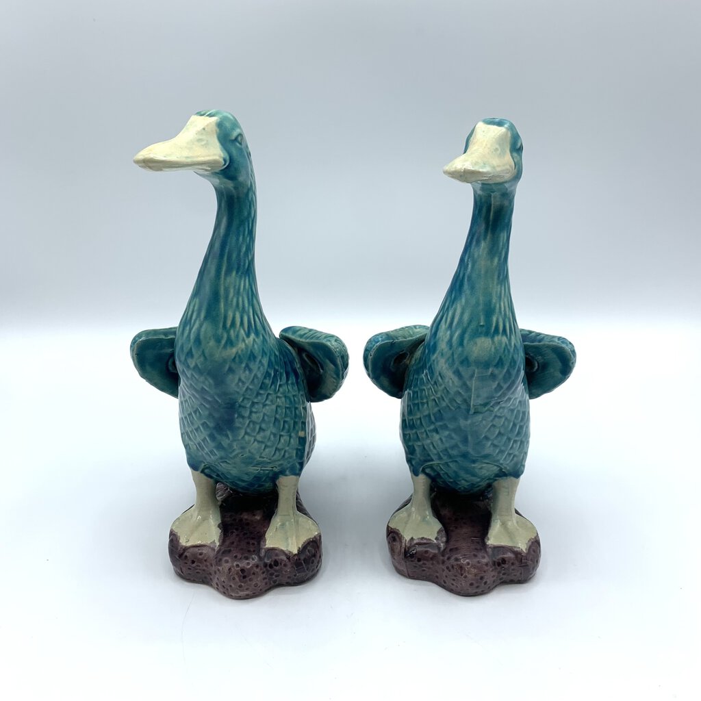 Vintage Japanese Turquoise Glazed Kangxi-Style Figural Duck Pair /hg