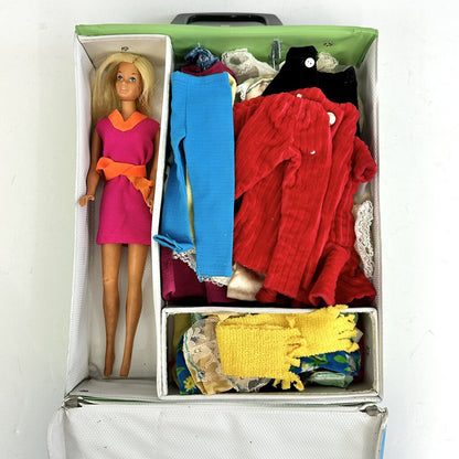 Vintage Sunset Malibu Barbie In World Of Barbie Doll Case w/Handmade Outfits /cb