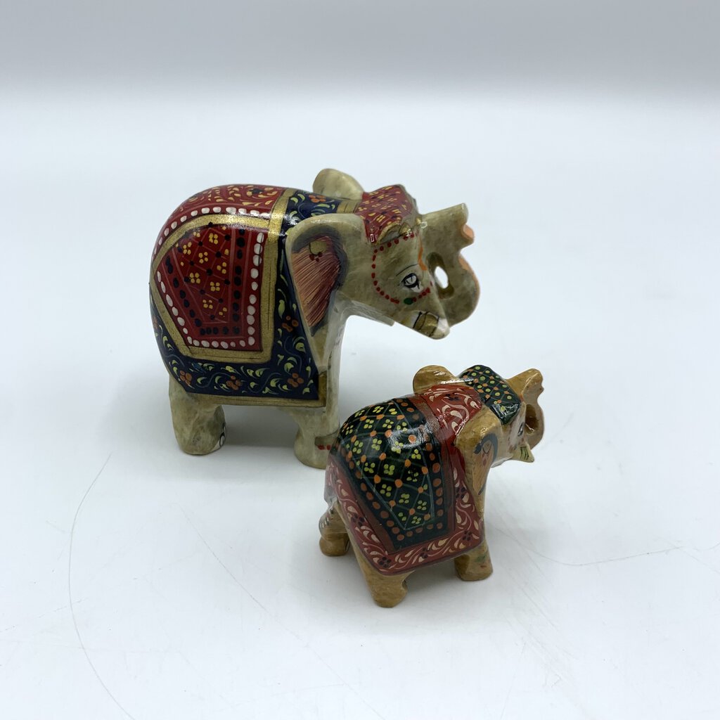 Pair of Ornately Carved Soapstone Elephants, Mother & Baby /hgo