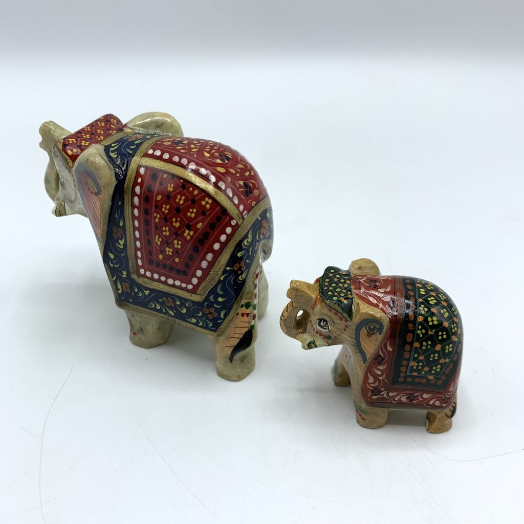 Pair of Ornately Carved Soapstone Elephants, Mother & Baby /hgo