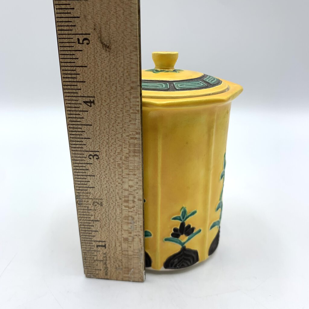 Vintage Japanese Pottery Onion Design Seasoning Jar /hge