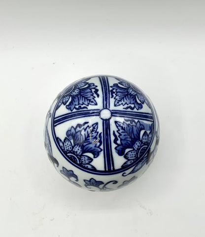 Antique Chinoiserie Blue and White Carpet Ball /ah