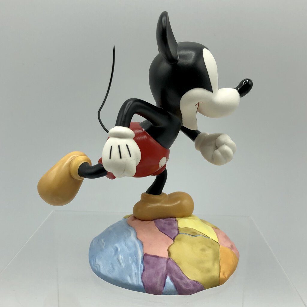 Disney WDCC “Millennium Mickey: On Top of the World” Collectible Figurine /b