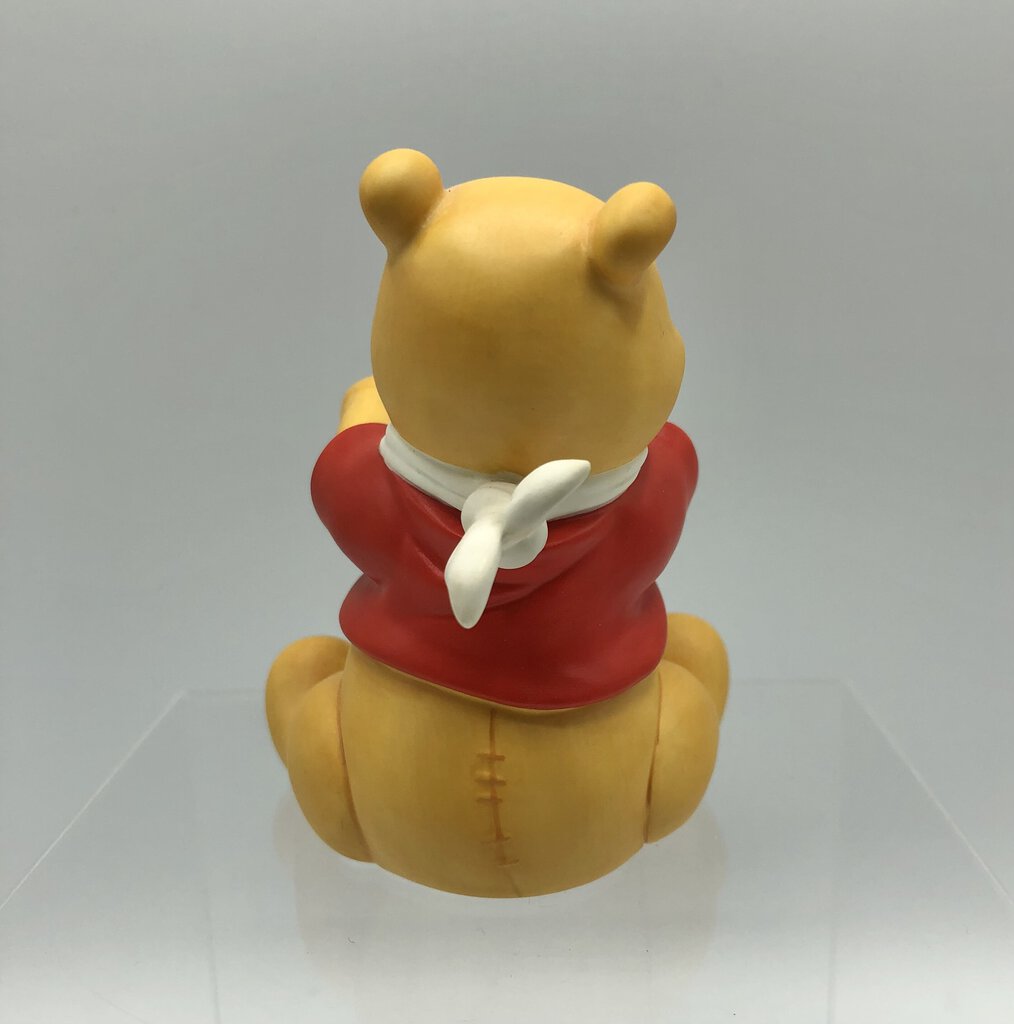 Disney WDCC Winnie the Pooh and the Honey Tree Membership Figurine /b