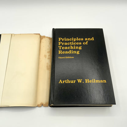 Principles and Practices of Teaching Reading Third Edition Hellman 1972 /ah